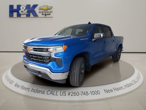 New 2025 Chevrolet Silverado 1500 LT AWD/4WD image 3