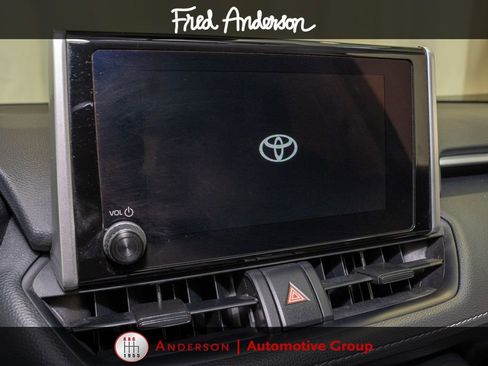 Used 2025 Toyota RAV4 LE AWD/4WD image 11