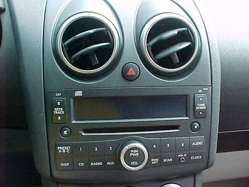 Used 2009 Nissan Rogue S AWD/4WD image 19