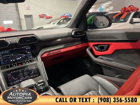Used 2023 Lamborghini Urus S AWD/4WD image 26