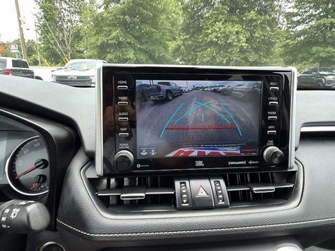 Used 2019 Toyota RAV4 XLE Premium w/ Advanced Technology Package FWD image 31