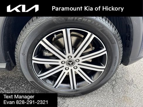Used 2025 Mercedes-Benz GLE 450e 4MATIC image 9