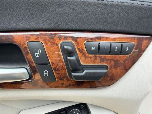 Used 2014 Mercedes-Benz CLS 550 4MATIC image 28
