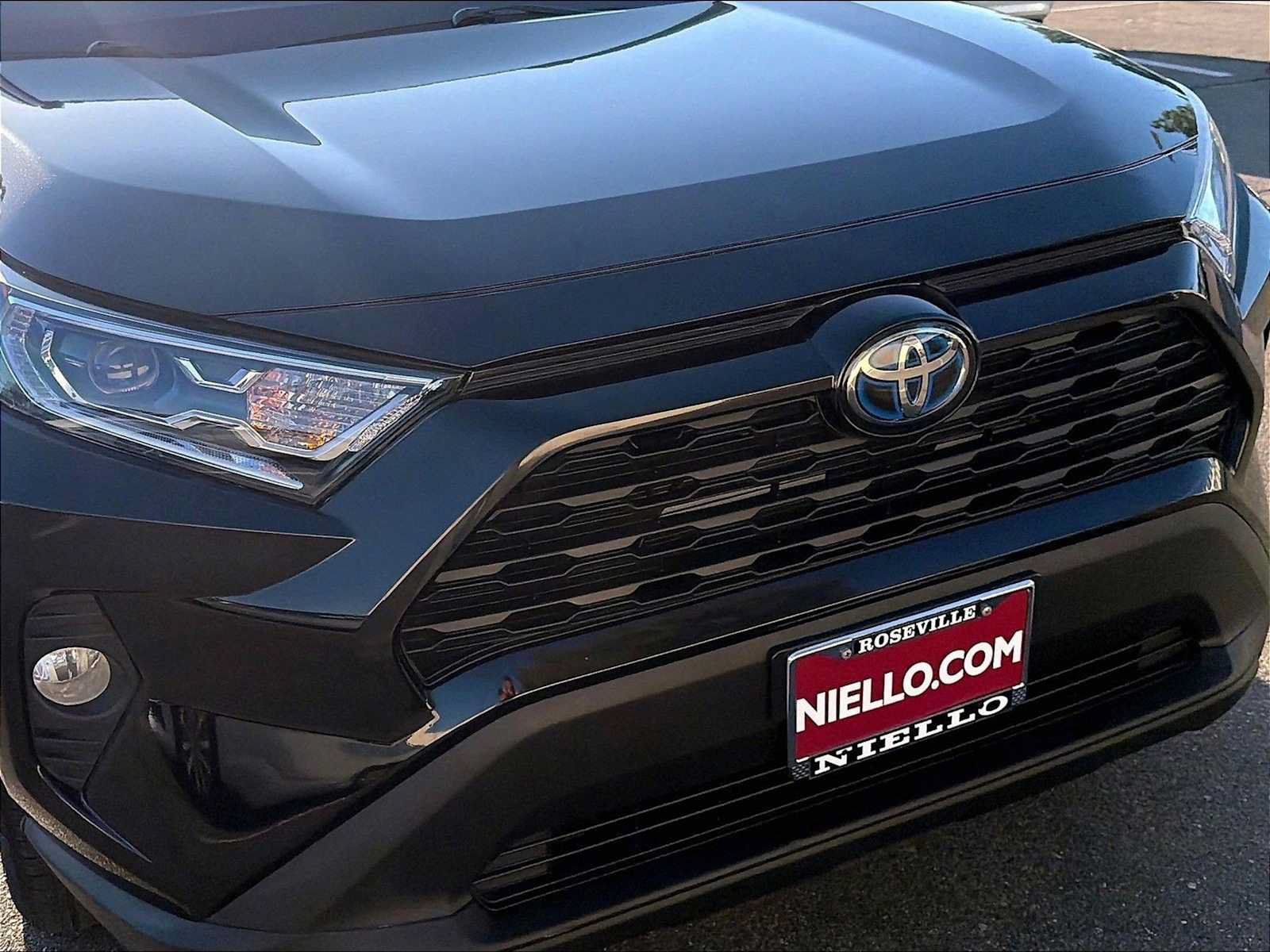 Used 2021 Toyota RAV4 XLE w/ Convenience Package AWD/4WD image 30