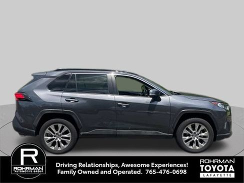 Used 2021 Toyota RAV4 XLE Premium AWD/4WD image 6
