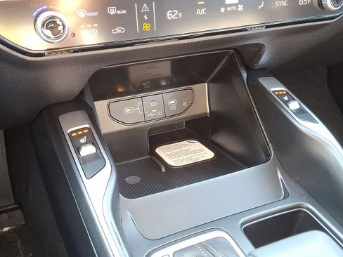 New 2026 Kia Sorento S AWD/4WD image 16
