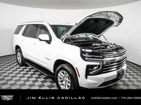 Used 2025 Chevrolet Tahoe LT AWD/4WD image 35