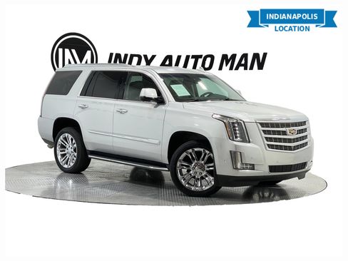 Used 2020 Cadillac Escalade Luxury w/ LPO, Radiant Package AWD/4WD image 1