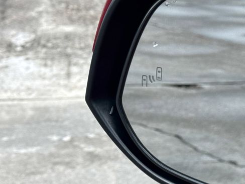 Used 2022 Toyota RAV4 XLE image 17