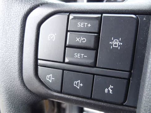 Used 2023 Ford F150 XLT AWD/4WD image 18