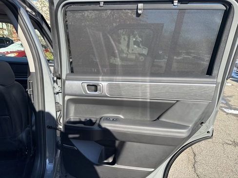 Used 2024 Hyundai Santa Fe Limited image 33