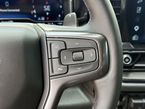 Used 2025 Chevrolet Silverado 1500 ZR2 w/ Technology Package AWD/4WD image 17