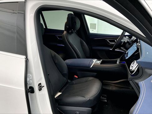 New 2026 Mercedes-Benz EQS 400 4MATIC SUV image 5