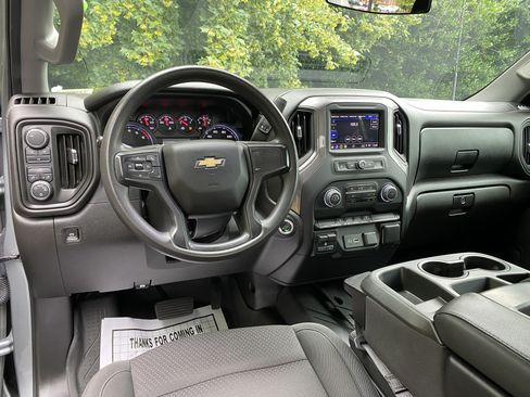 Used 2024 Chevrolet Silverado 3500 W/T AWD/4WD image 31