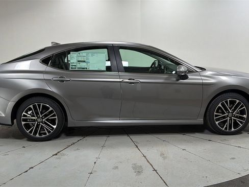 New 2026 Toyota Camry XLE image 6