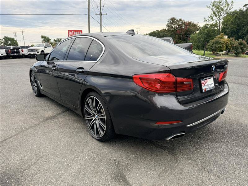 Used 2017 BMW 540i RWD image 8