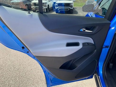 Used 2024 Chevrolet Equinox LS w/ LS Convenience Package FWD image 22