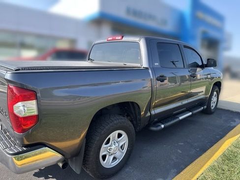 Used 2021 Toyota Tundra SR5 AWD/4WD image 39