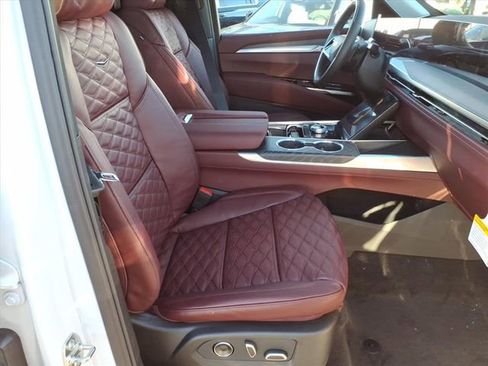 New 2026 Cadillac Escalade Sport w/ Touring Package image 24