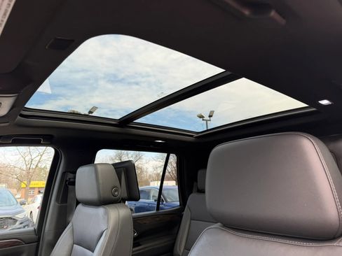 Used 2021 Chevrolet Tahoe Z71 w/ Z71 Off-Road Package image 21