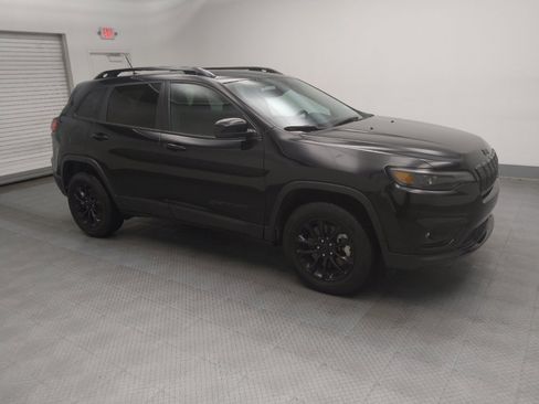 Used 2023 Jeep Cherokee Altitude Lux image 11