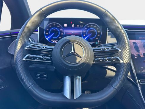 Certified 2023 Mercedes-Benz EQE 500 4MATIC Sedan image 27