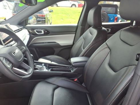 Used 2024 Jeep Compass Limited AWD/4WD image 7