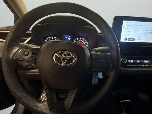 Used 2025 Toyota Corolla LE FWD image 22