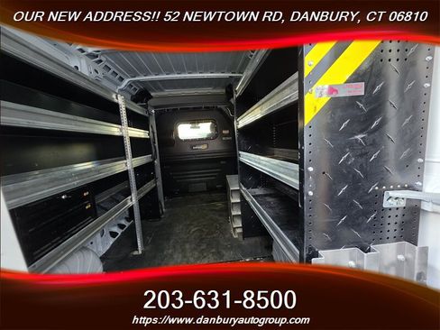 Used 2021 RAM ProMaster 2500 w/ Convenience Group FWD image 5