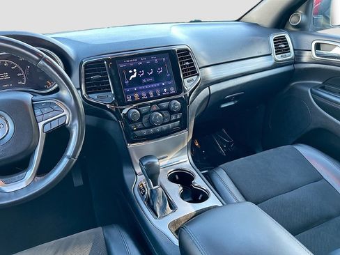 Used 2021 Jeep Grand Cherokee Laredo X AWD/4WD image 22
