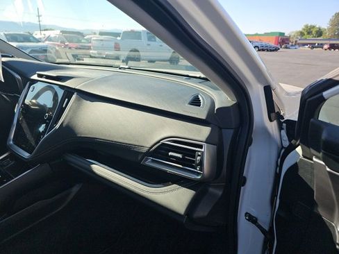 Used 2023 Subaru Outback Limited image 25