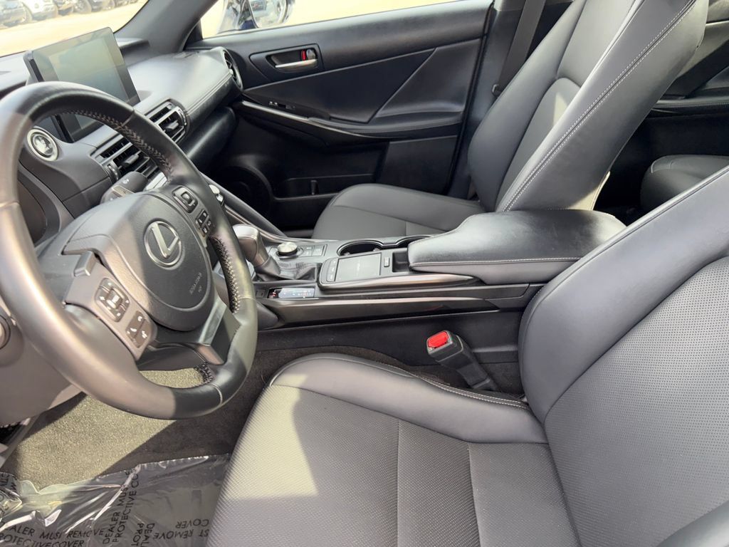 Used 2025 Lexus IS 350 F Sport w/ Accessory Package 2 RWD image 9