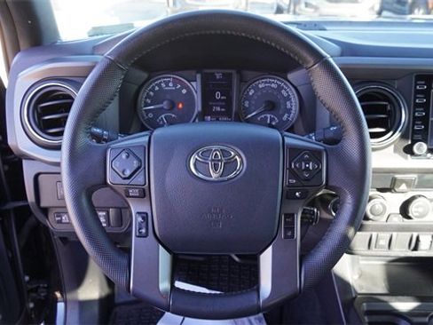 Used 2020 Toyota Tacoma SR5 image 26