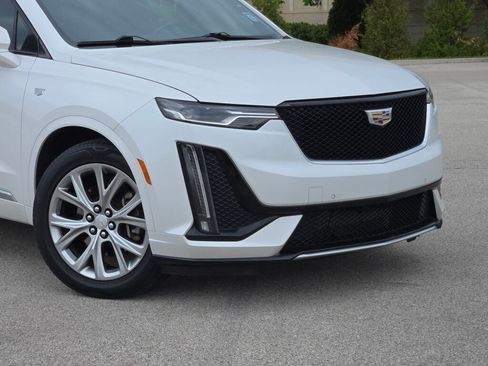 Used 2020 Cadillac XT6 Sport AWD/4WD image 2