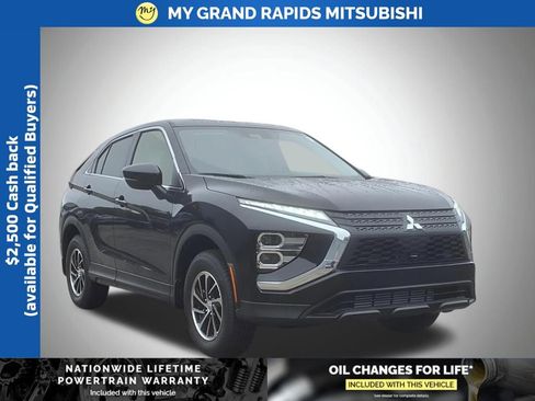 New 2025 Mitsubishi Eclipse Cross ES image 1