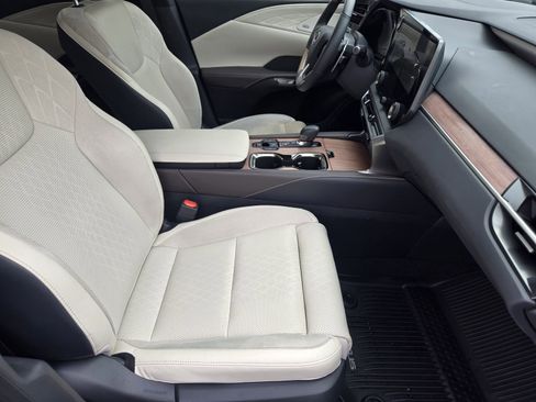 Used 2023 Lexus RX 350 FWD w/ Cold Area Package image 13
