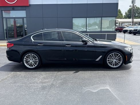 Used 2018 BMW 530i RWD image 2
