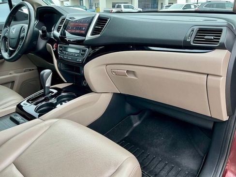 Used 2018 Honda Ridgeline RTL-E image 25