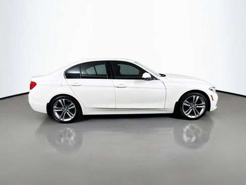 Used 2017 BMW 328d Sedan image 6
