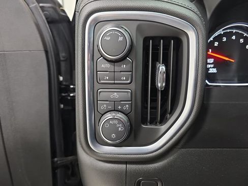 Used 2019 Chevrolet Silverado 1500 LT AWD/4WD image 24