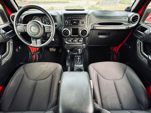 Used 2013 Jeep Wrangler Unlimited Sport AWD/4WD image 11