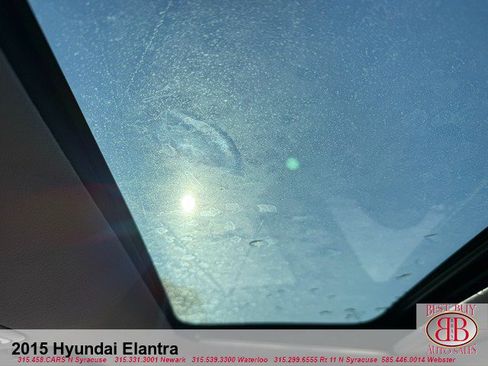 Used 2015 Hyundai Elantra Sedan FWD image 17