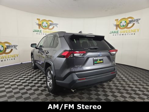 Used 2022 Toyota RAV4 LE AWD/4WD image 7