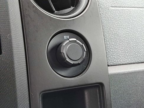 Used 2013 Ford F150 STX w/ Mid Equipment Group AWD/4WD image 24