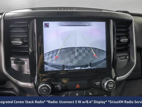 Used 2022 RAM 1500 Big Horn image 9