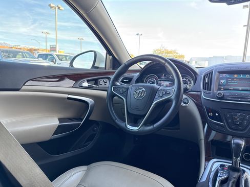 Used 2014 Buick Regal Premium image 24