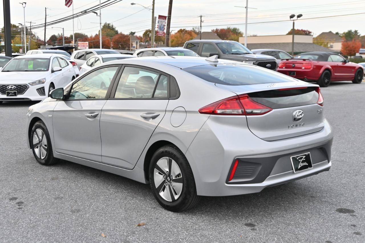 Used 2020 Hyundai Ioniq Blue FWD image 8