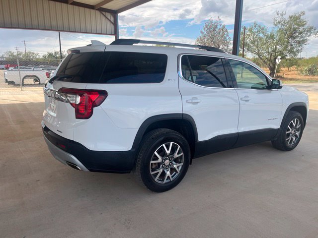 Used 2023 GMC Acadia SLT AWD/4WD image 4