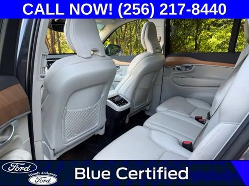 Used 2022 Volvo XC90 T5 Momentum w/ Advanced Package AWD/4WD image 23