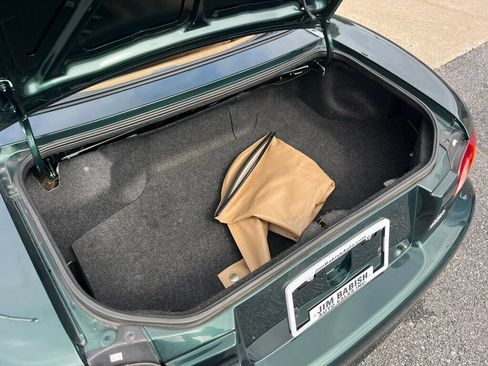 Used 2000 MAZDA MX-5 Miata RWD image 23
